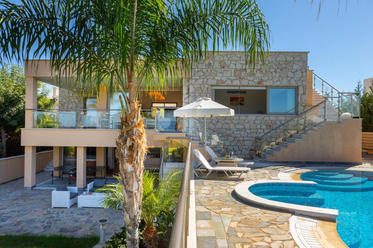 Villa Pandora Beach Front Luxury