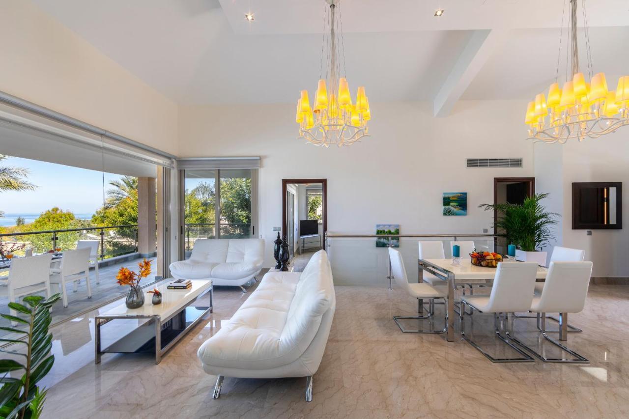 Pandora Beach Front Luxury Villa